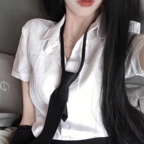 孤立无援 高分电影封面